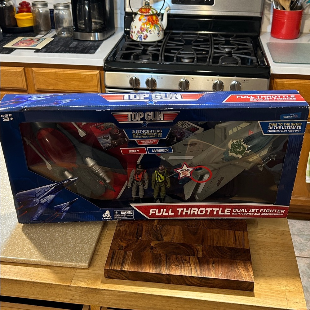 Top Gun Full Throttle Dual Jet Fighters Toy Set new in box - Picture 2 of 13